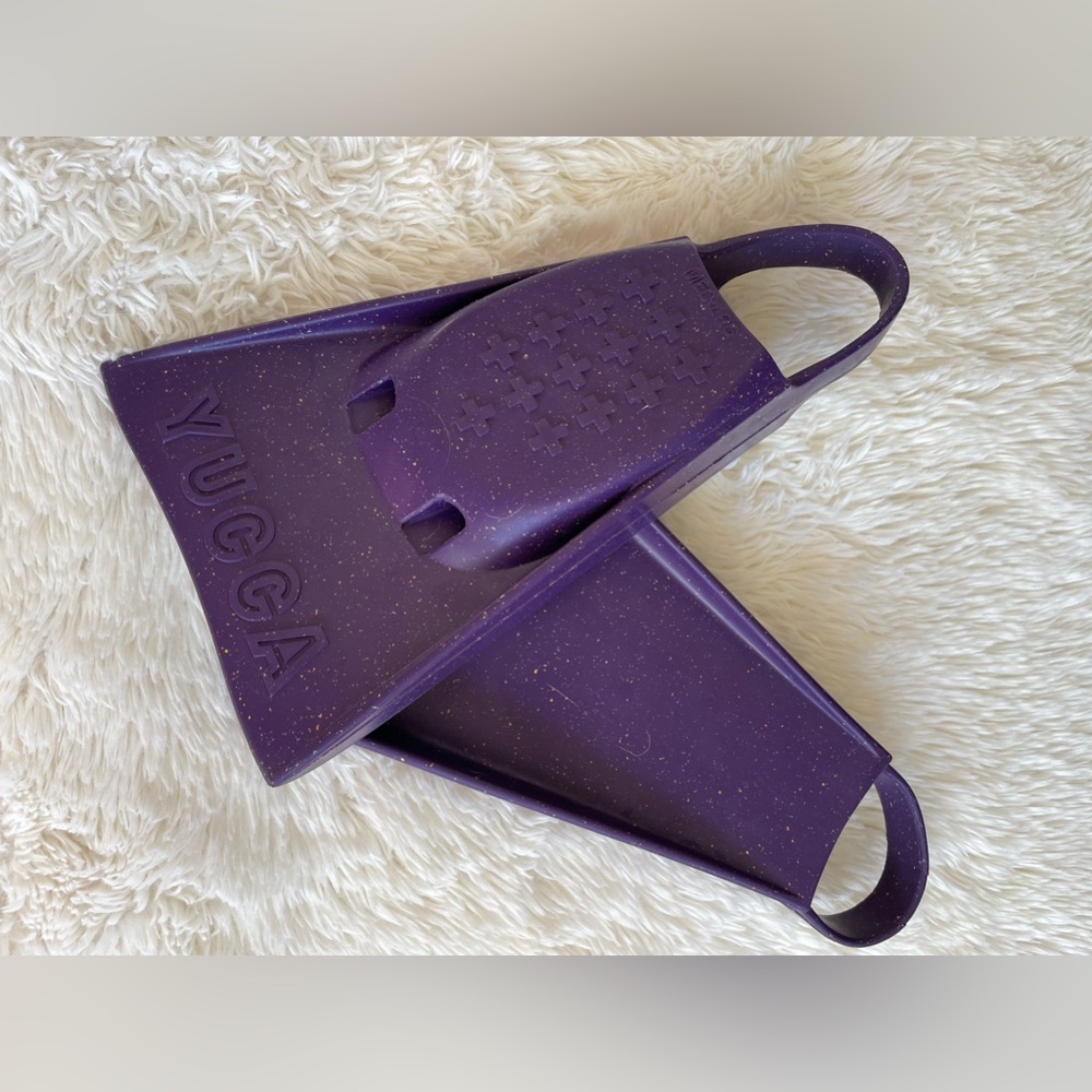 Yucca Body Surf Fins. New. Never used.